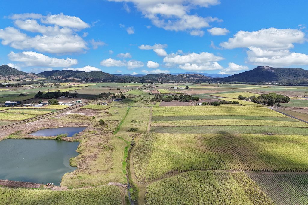 1 Kochs Road, Farleigh, QLD 4741 AUS