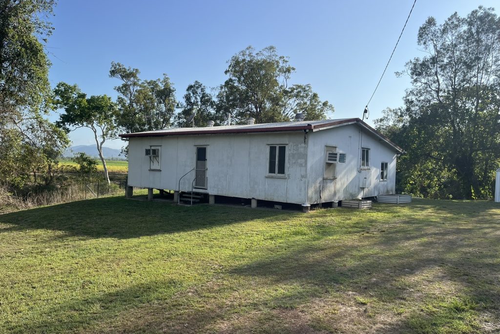 39 Walker-Finns Road, Pinnacle, QLD 4741 AUS