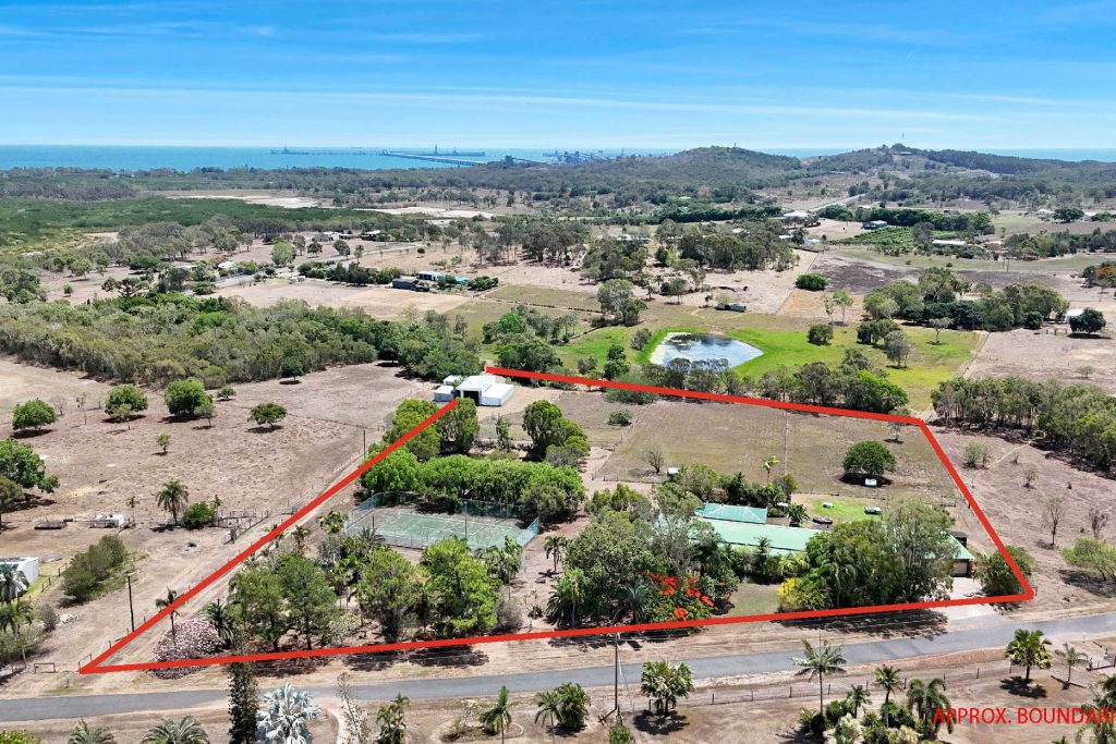 45 Droughtmaster Drive, Hay Point, QLD 4740 AUS