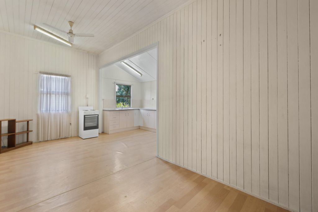 369 & 371 Bridge Road, West Mackay, QLD 4740 AUS