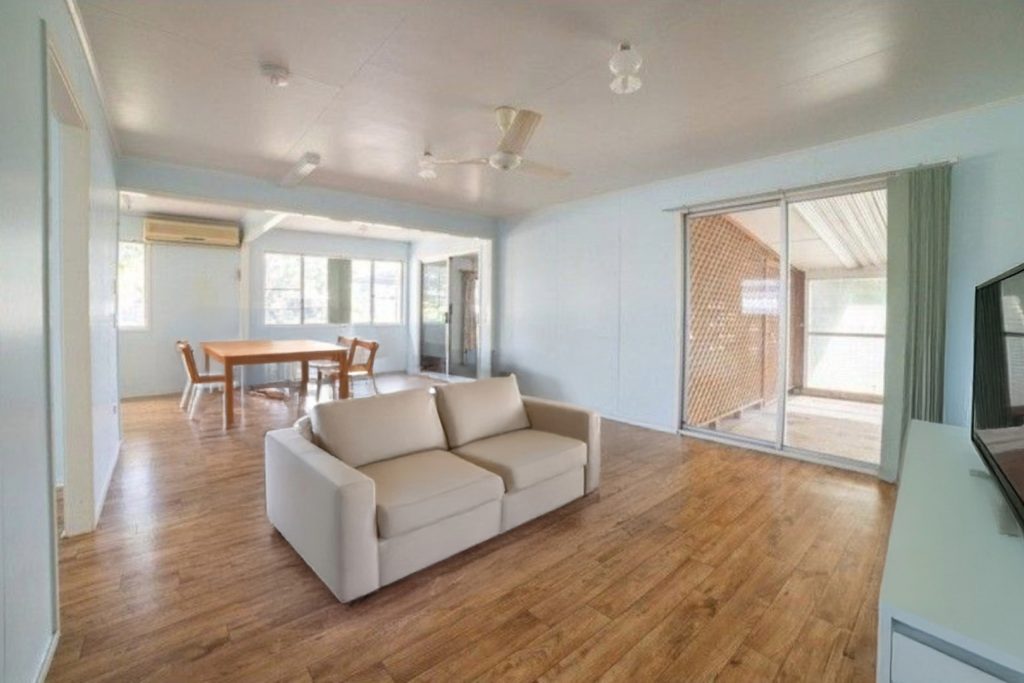 11 Middle Crescent, Dysart, QLD 4745 AUS