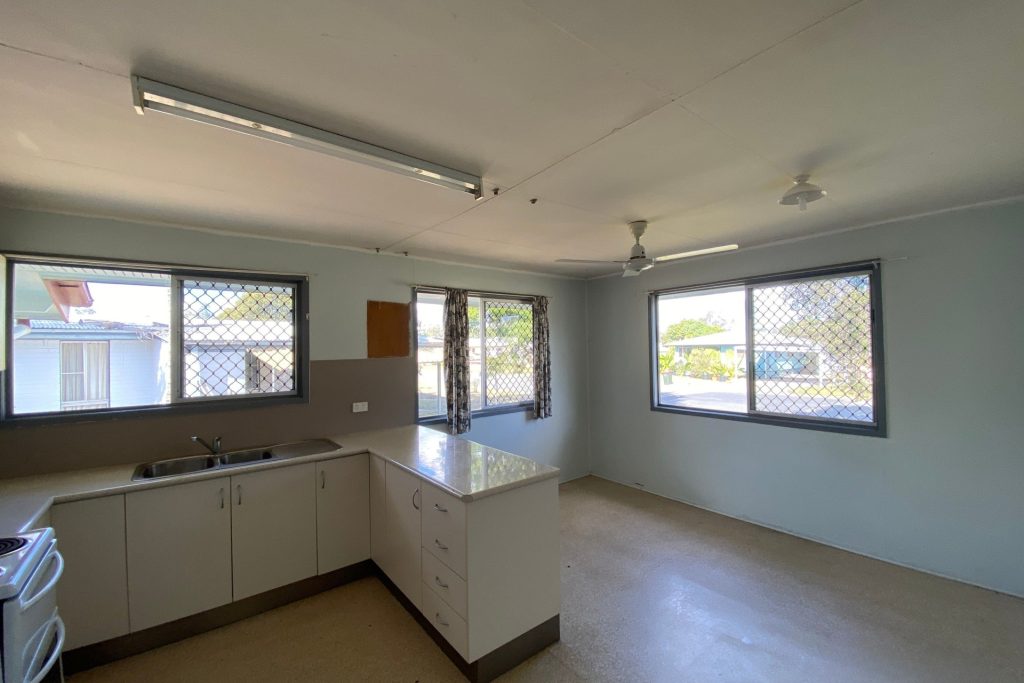 10 Menzies Street, Dysart, QLD 4745 AUS