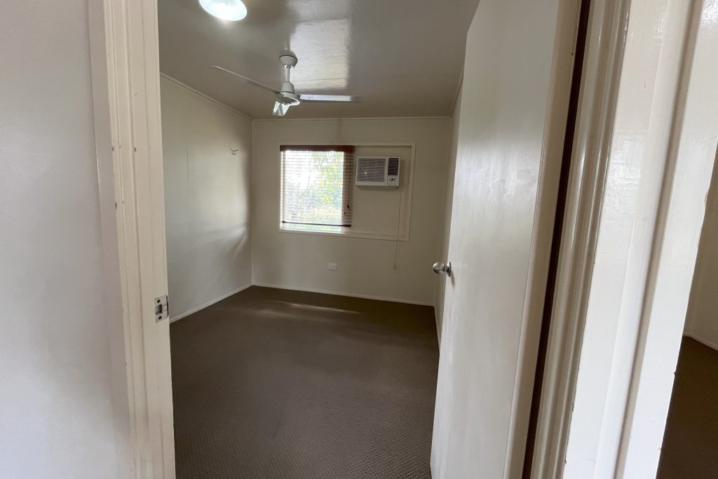 8 Brennan Street, Dysart, QLD 4745 AUS