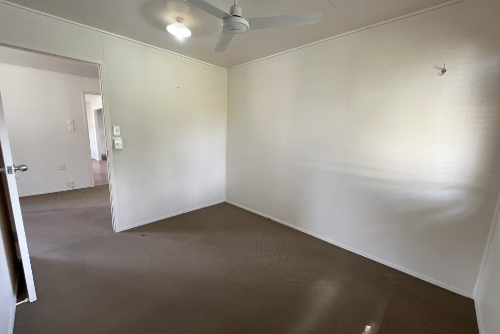 8 Brennan Street, Dysart, QLD 4745 AUS