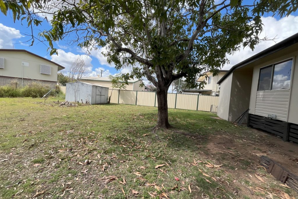 8 Brennan Street, Dysart, QLD 4745 AUS
