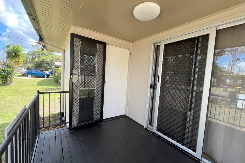 8 Brennan Street, Dysart, QLD 4745 AUS