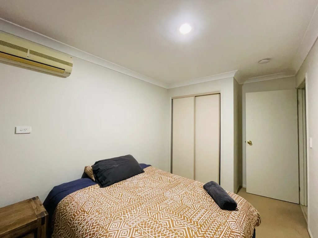 21D Beresford Crescent, Dysart, QLD 4745 AUS