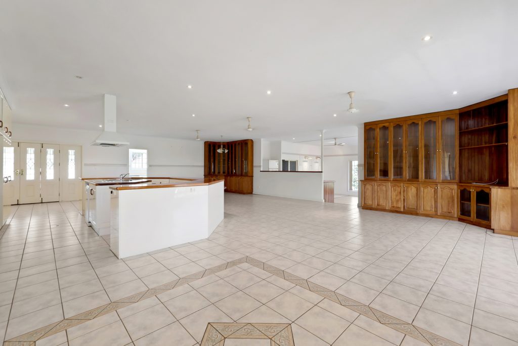 37 Oakenden-Sarina Road, Oakenden, QLD 4741 AUS