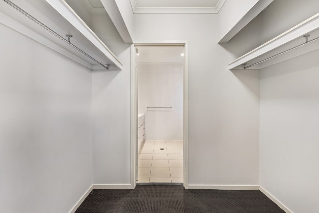 24/7 Bilgola Place, Blacks Beach, QLD 4740 AUS