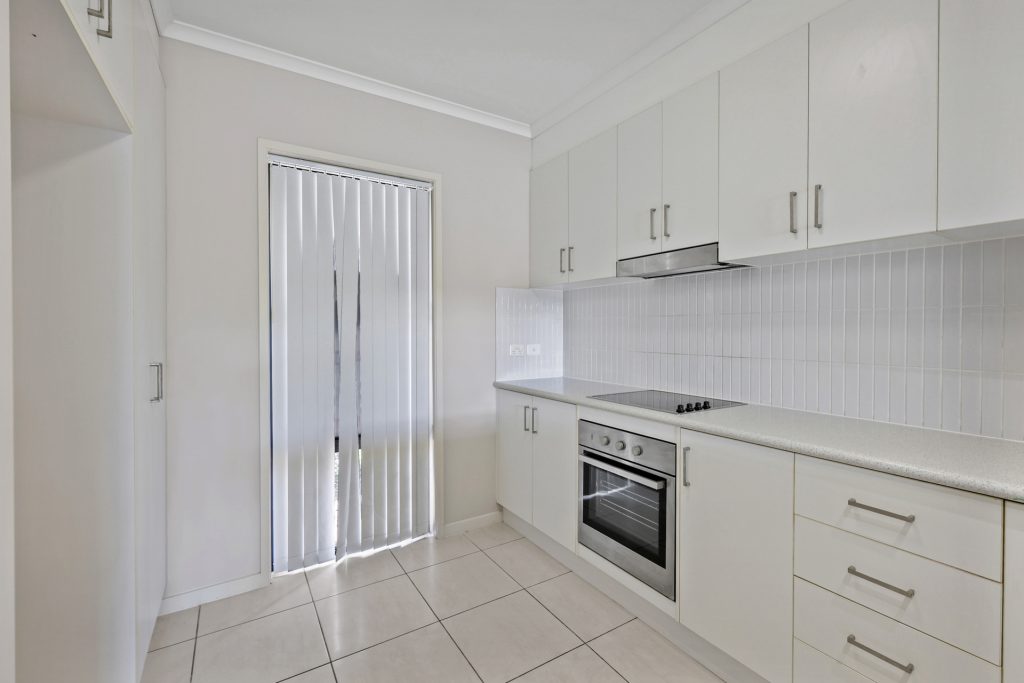 24/7 Bilgola Place, Blacks Beach, QLD 4740 AUS