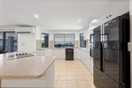 27 Peninsula Drive, Hay Point, QLD 4740 AUS